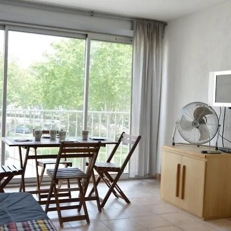Cap D'agde, 1 Piece, 4 Personnes - Fr-1-249-283 Apartment *